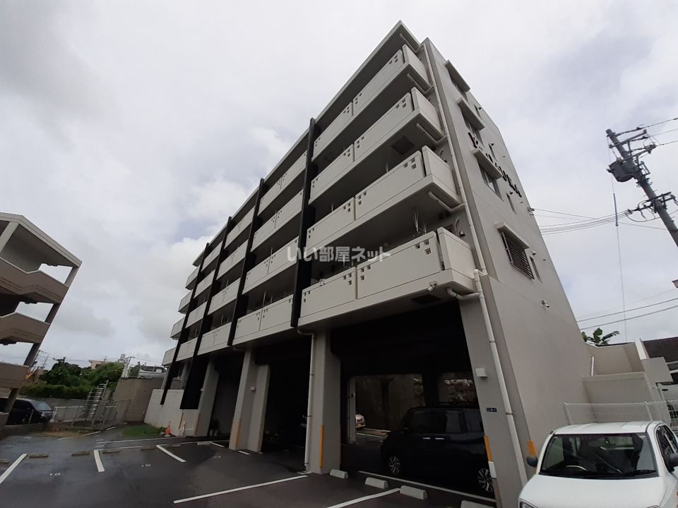 Y's QAURAの外観画像