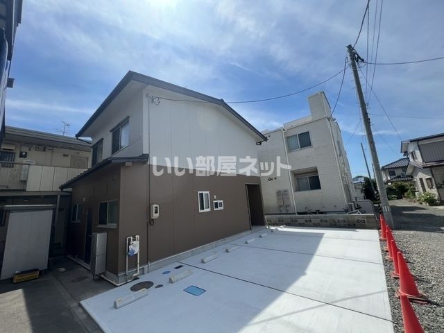 三百人町貸戸建の外観画像