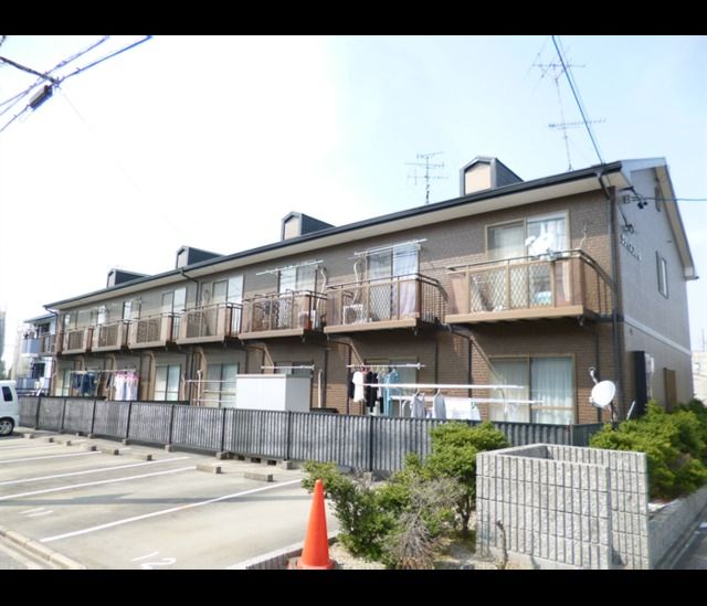 サティスフェールの外観画像