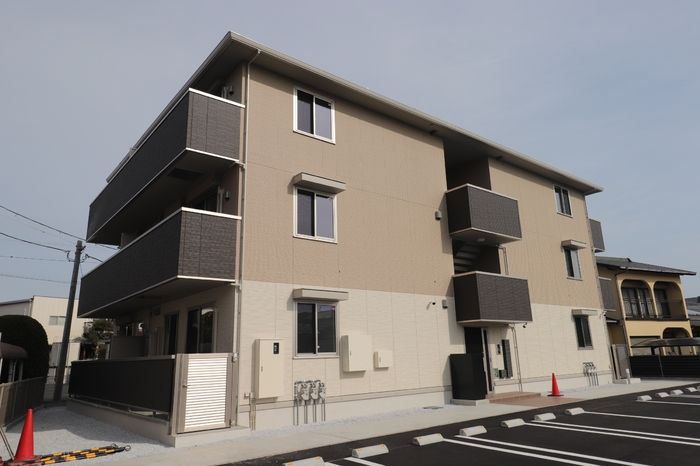 D-ROOM+津福今町の外観画像