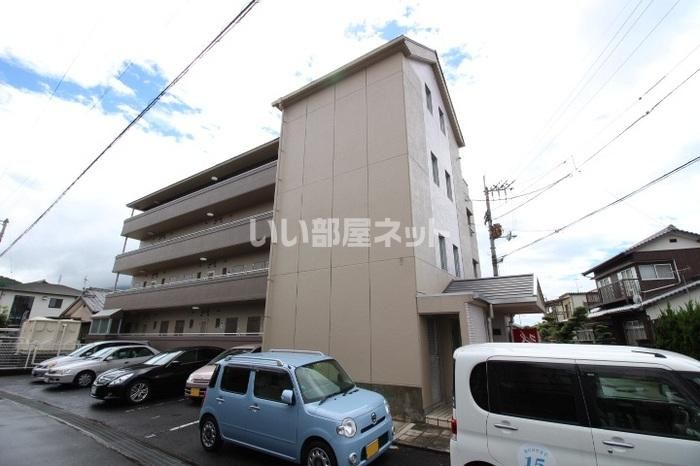 ピュアハイツ生野の外観画像
