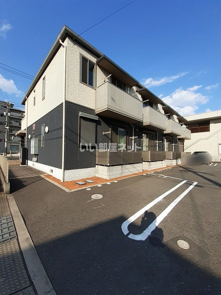 クレセントハイム A棟の外観画像