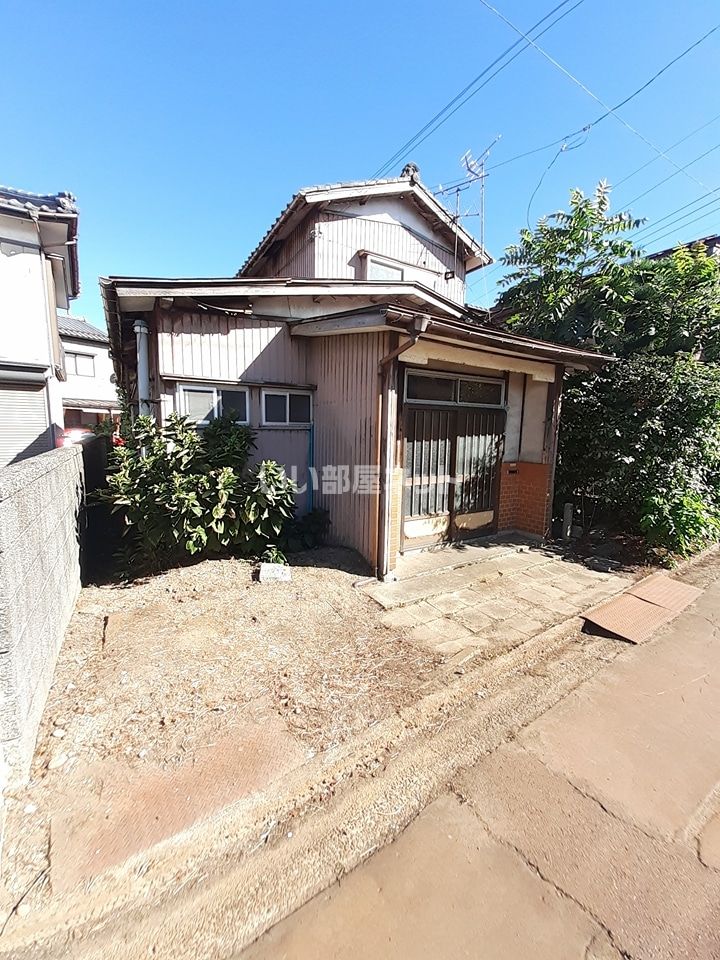 三条市桜木町貸家の外観画像