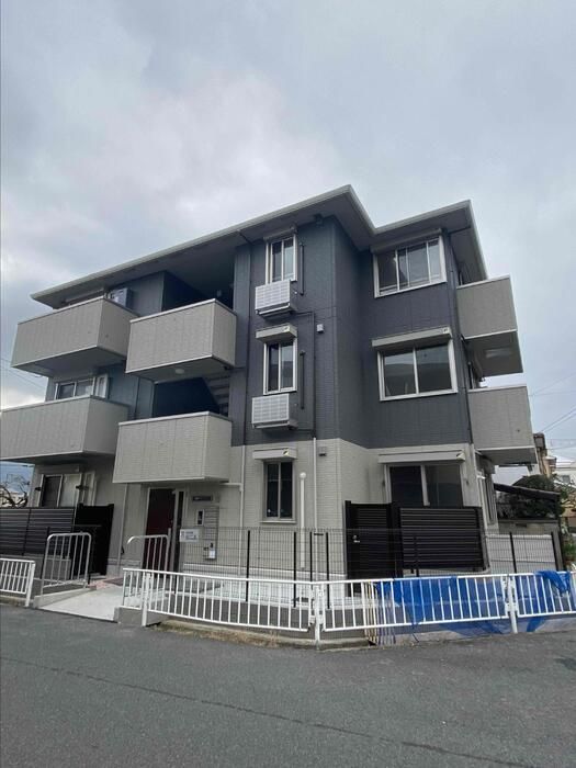 嵯峨フローリッシュの外観画像