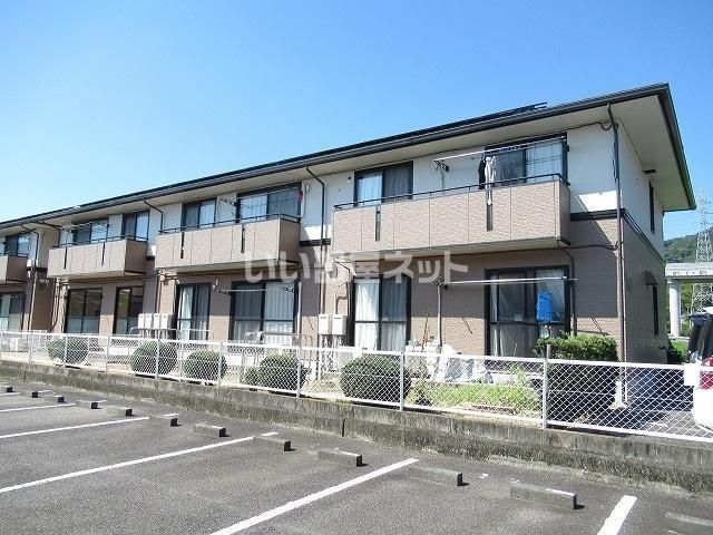 コスモハイツ B棟の外観画像