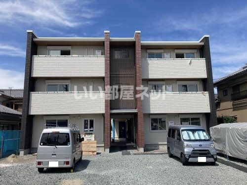 シャーメゾンリヴォリの外観画像