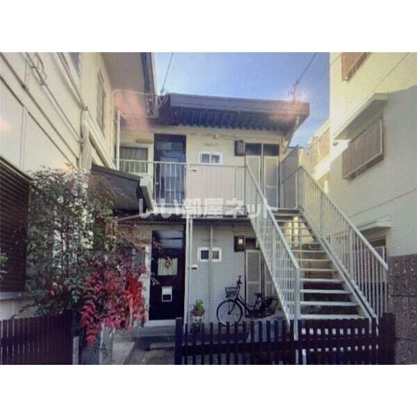 石屋荘の外観画像