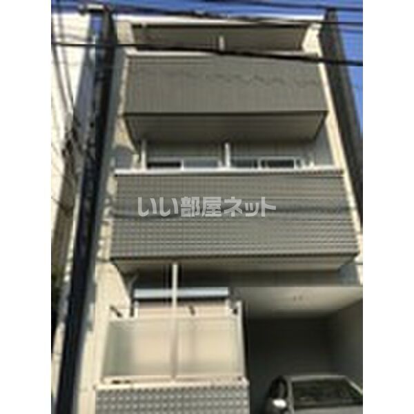エヌエムヴァンヌフの外観画像