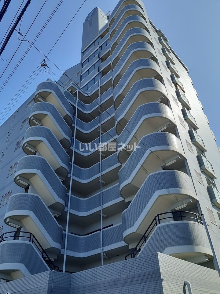 プレステージ姫路Ⅲの外観画像