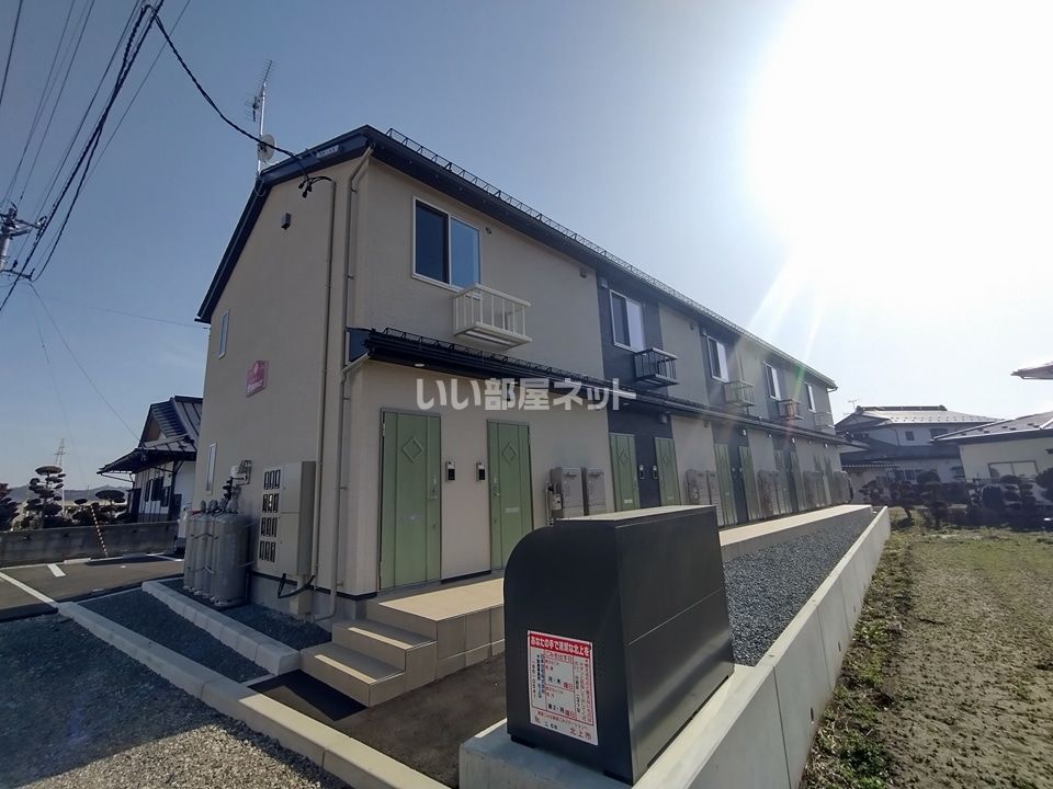 ポミエの外観画像