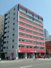 赤いマンション北大前の外観画像