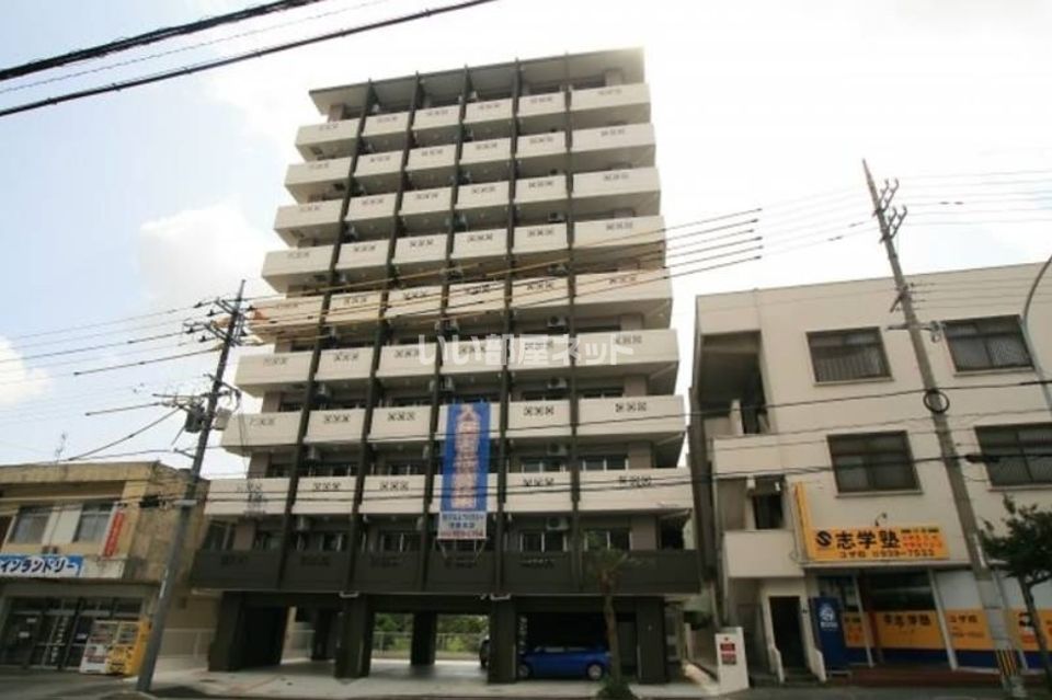 トーマス沖縄東の外観画像