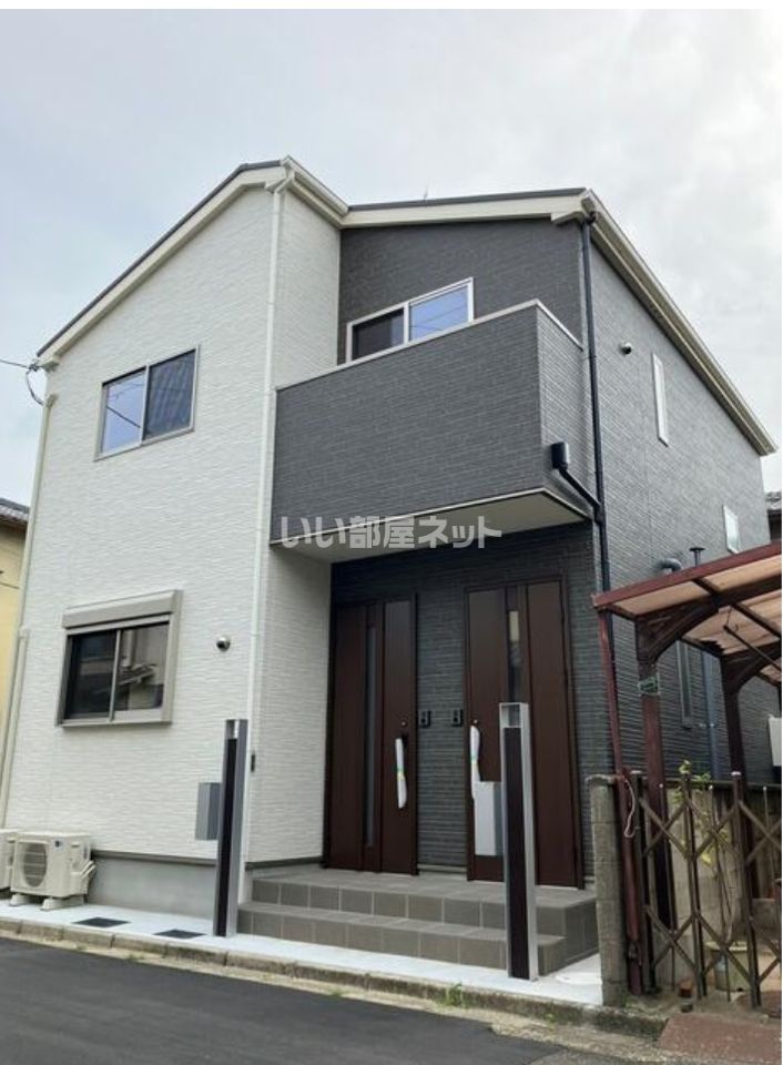 大和高田市日之出町戸建(2階)の外観画像
