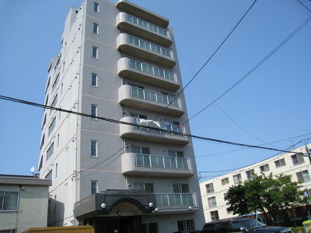 メゾン プリヴェ 旭山公園通の外観画像