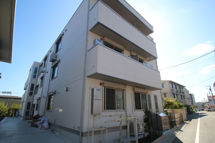 ラウレア六町の外観画像