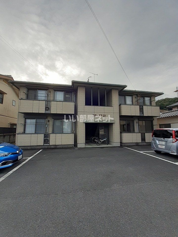 プティボア21の外観画像