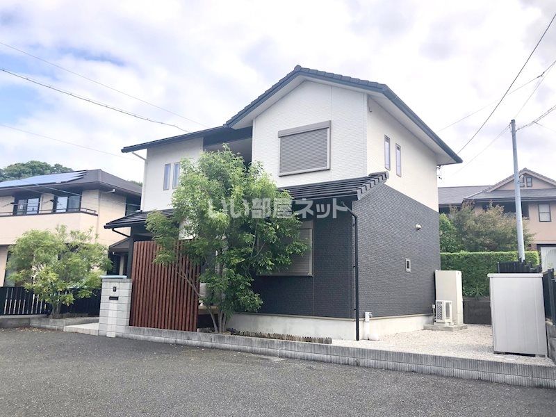 志都呂町貸家の外観画像