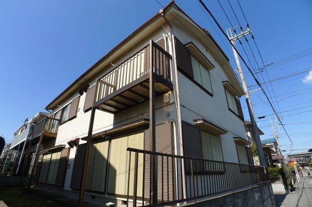 シャトー秋山の外観画像