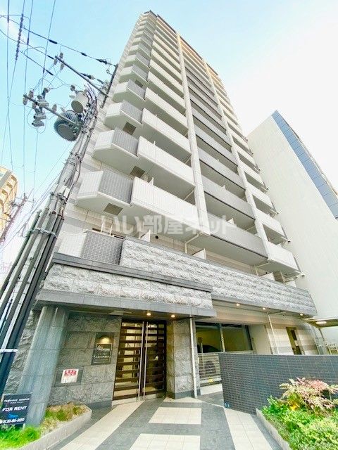プレサンスみなと元町駅前の外観画像