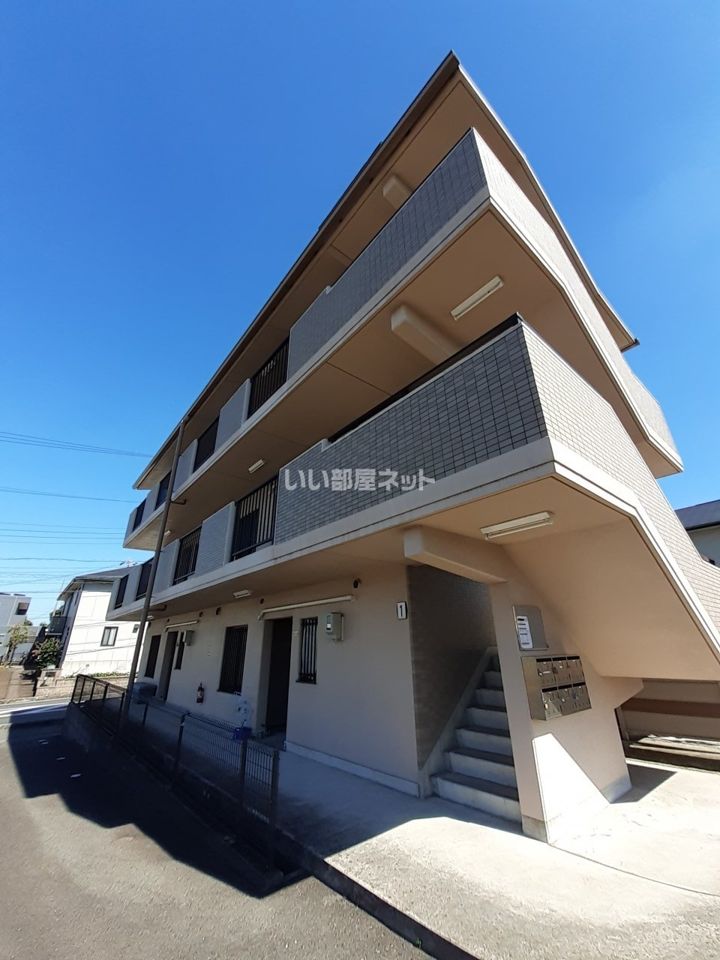 メゾンナカマチの外観画像