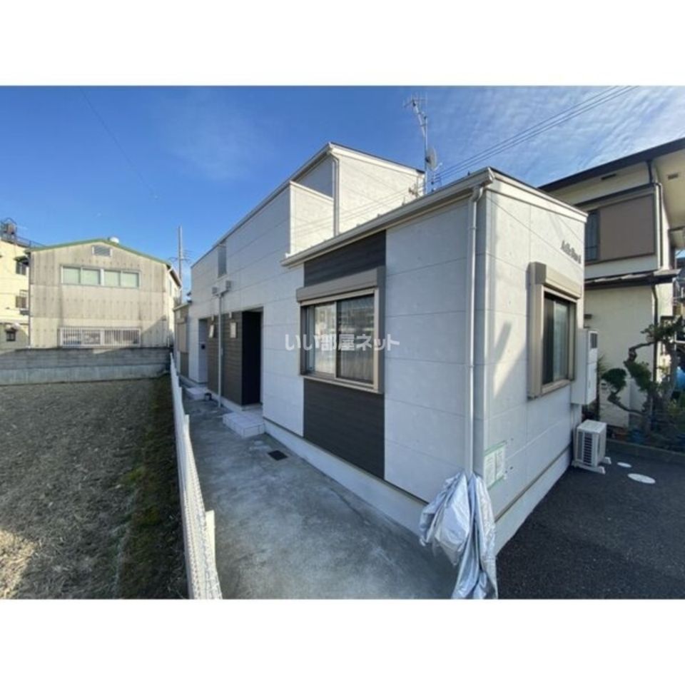 アジール・デュオA棟・B棟の外観画像