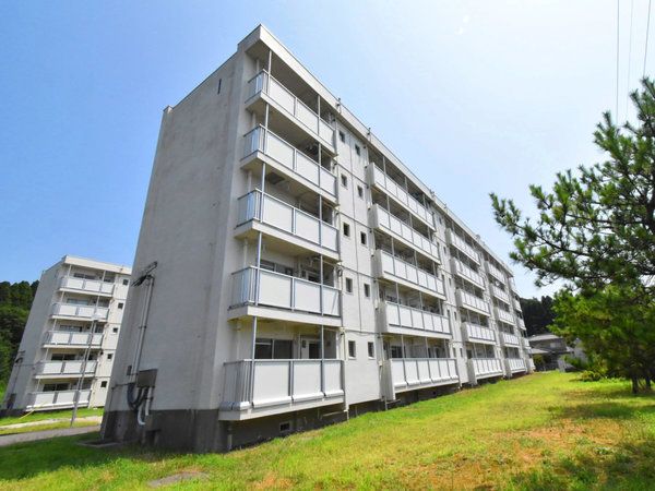 ビレッジハウス津幡1号棟の外観画像