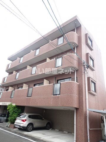 M3ELMundoの外観画像