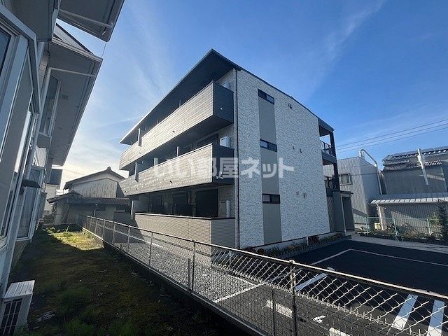 RELA FORTの外観画像
