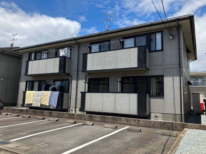 エクレール 東の外観画像