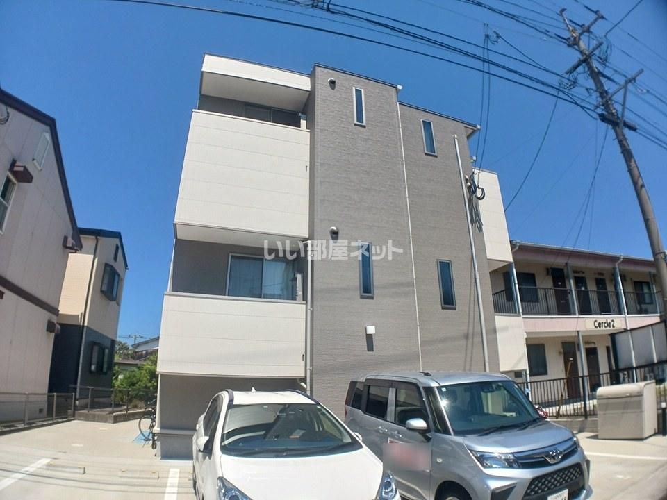 ADC津福ラシュレの外観画像