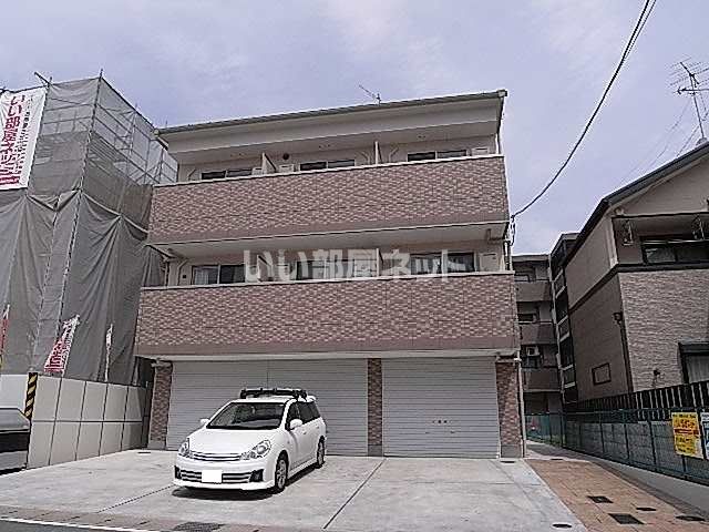 エコー ウエストの外観画像