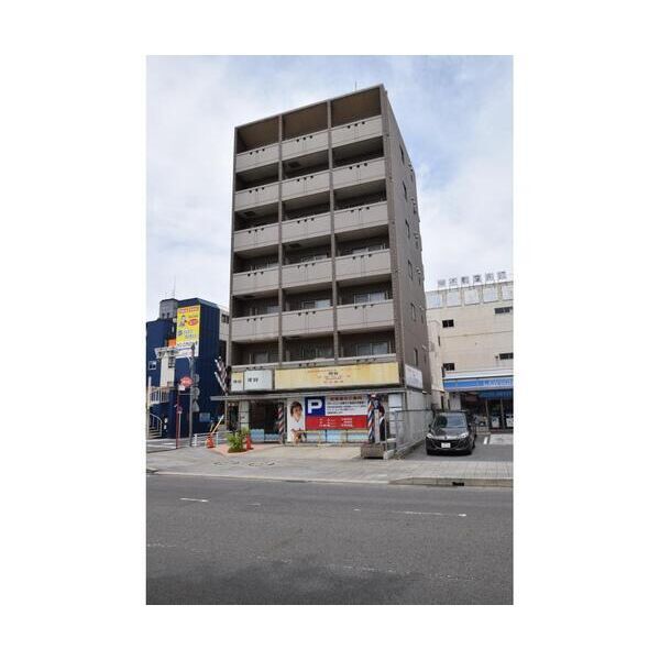 T-WESTの外観画像