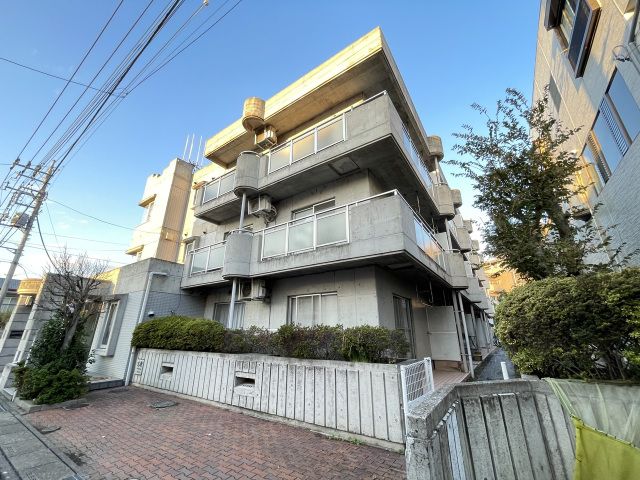 ゆざわマンションの外観画像