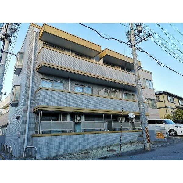 カーサプリメーラの外観画像