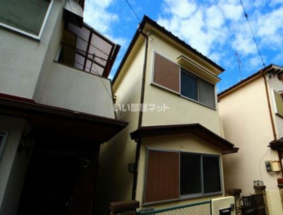 魚住町清水貸戸建の外観画像