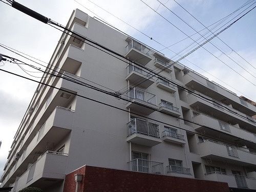 西大寺グランドハイツの外観画像