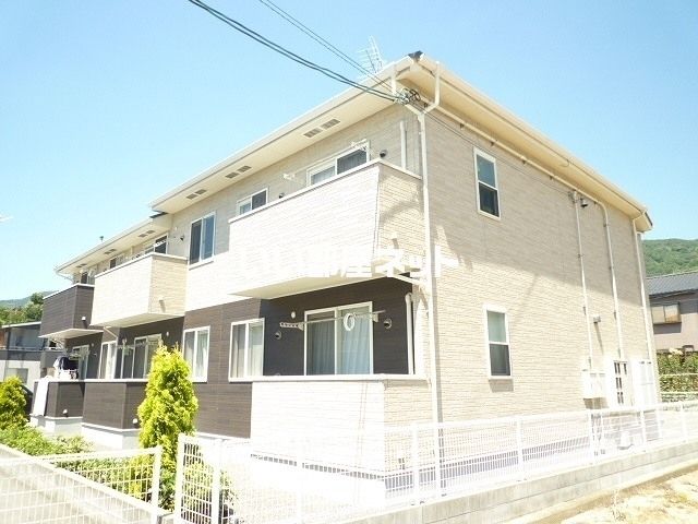 ベルメゾン福地Eの外観画像