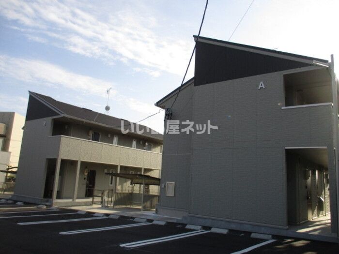 D-roomやまは Bの外観画像
