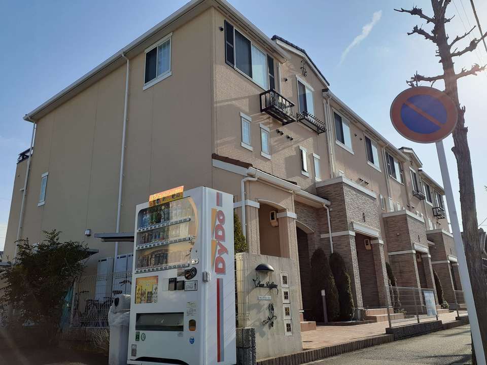 サン ラフィーネの外観画像