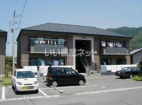 恵山坊ハイツDの外観画像