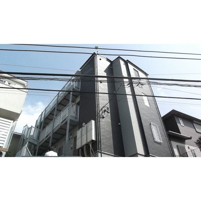 ハウスマカダムの外観画像