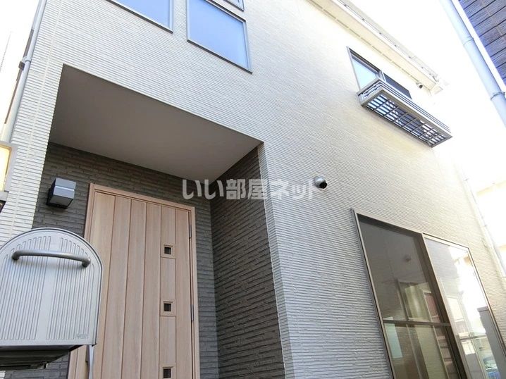 泉崎2丁目貸家の外観画像