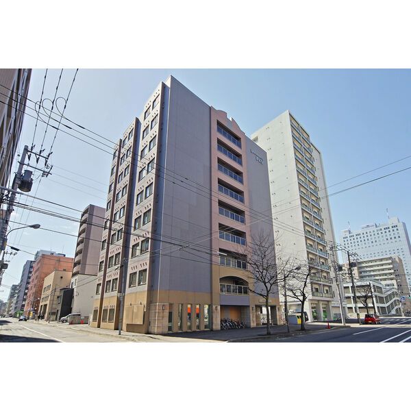 女子専用学生会館 Lily Bell 札幌の外観画像