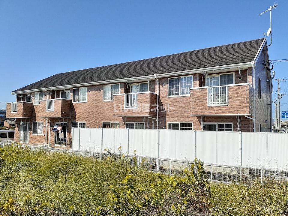 エヴァーグリーン吉富Ⅱの外観画像