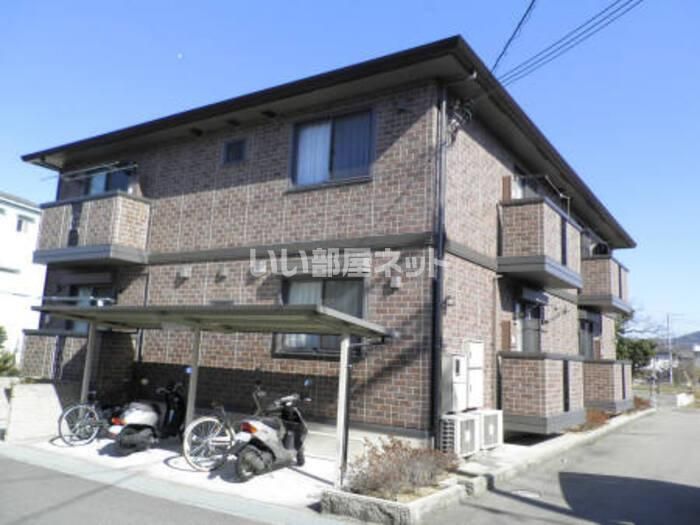 リヴェール三田の外観画像