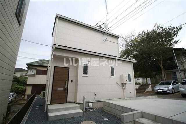 七栄654貸家の外観画像