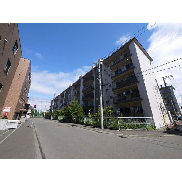 西野ハイツB棟の外観画像