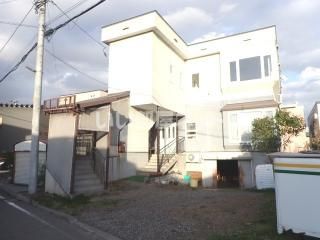 永山12-2中村邸一棟二戸の外観画像