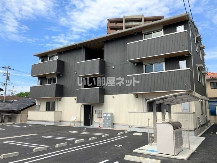カーサ アリーナの外観画像