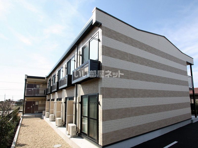 レオパレスデュークレールの外観画像